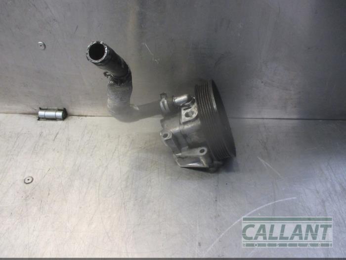 Usagé Pompe de direction Jaguar S-type (X200) 2.5 V6 24V Prix € 121,00 Prix TTC proposé par Garage Callant