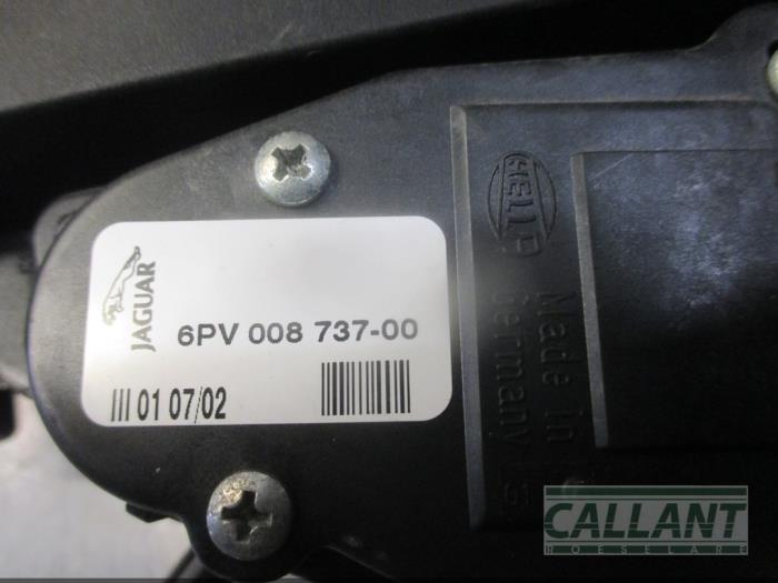 Accelerator pedal from a Jaguar S-type (X200) 2.5 V6 24V 2002