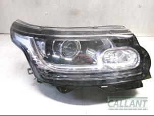 Used Headlight, right Landrover Range Rover IV (LG) 4.4 SDV8 32V Price € 907,50 Inclusive VAT offered by Garage Callant