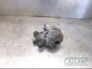 Used Rear differential Landrover Range Rover IV (LG) 4.4 SDV8 32V Price € 1.512,50 Inclusive VAT offered by Garage Callant