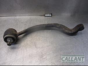 Used Front lower wishbone, right Landrover Range Rover III (LM) 2.9 TD6 24V Price € 60,50 Inclusive VAT offered by Garage Callant
