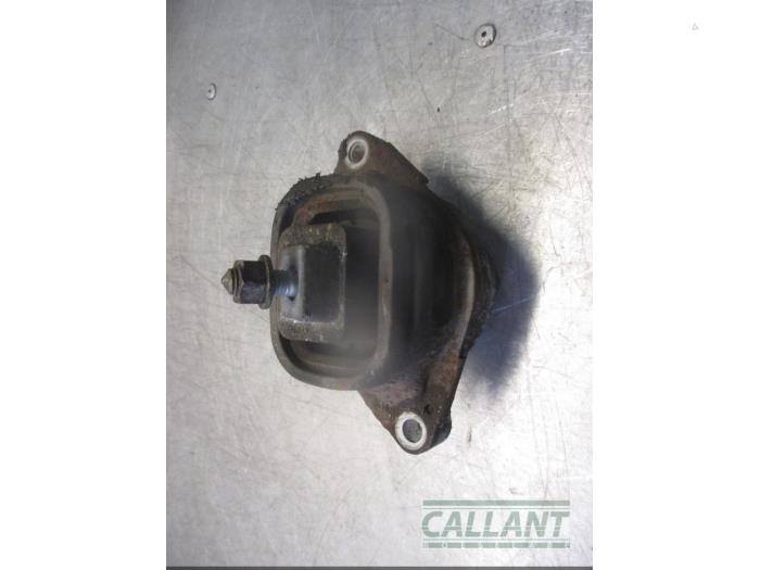 Usagé Support moteur Landrover Range Rover III (LM) 2.9 TD6 24V Prix € 30,25 Prix TTC proposé par Garage Callant