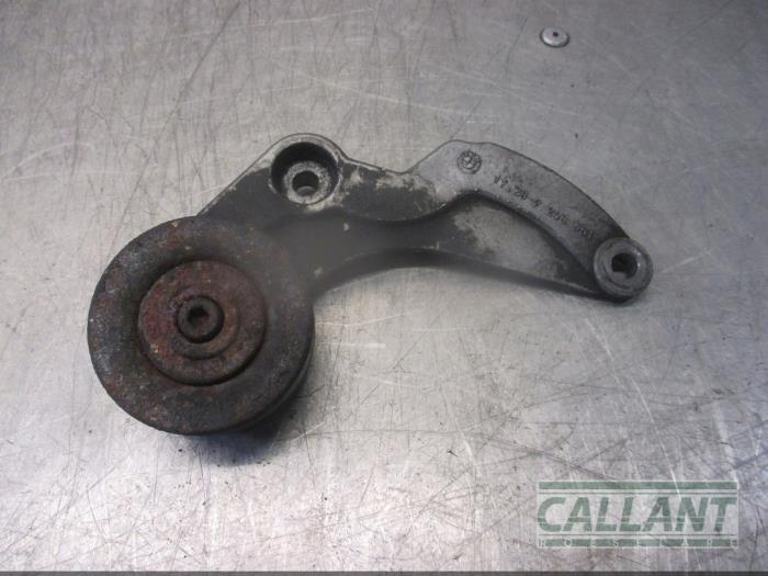 Gebrauchte Umlauf Multiriem Landrover Range Rover III (LM) 2.9 TD6 24V Preis € 30,25 Mit Mehrwertsteuer angeboten von Garage Callant