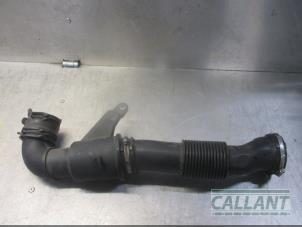Used Air intake hose Landrover Velar Price € 78,65 Inclusive VAT offered by Garage Callant
