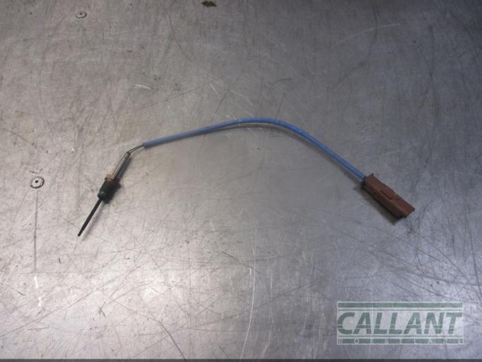 Usagé Sensor température d’échappement Landrover Range Rover Velar (LY) 2.0 D240 AWD Prix € 30,25 Prix TTC proposé par Garage Callant