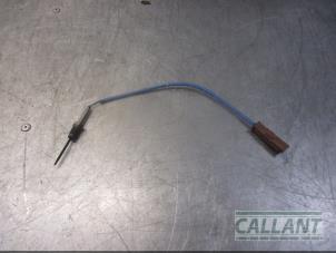 Used Exhaust heat sensor Landrover Velar Price € 30,25 Inclusive VAT offered by Garage Callant