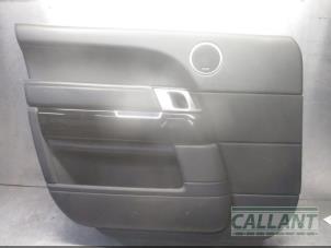 Usados Tapizado de puerta de 4 puertas izquierda delante Landrover Range Rover IV (LG) 4.4 SDV8 32V Precio € 242,00 IVA incluido ofrecido por Garage Callant