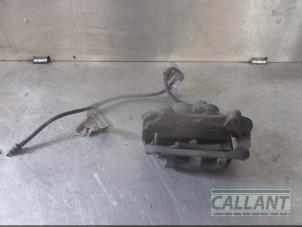 Used Front brake calliper, right Landrover Range Rover Sport (LW) 3.0 TDV6 Price € 121,00 Inclusive VAT offered by Garage Callant