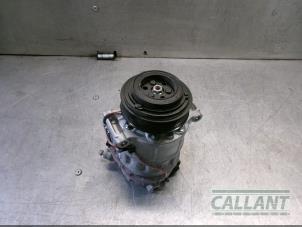 Używane Pompa klimatyzacji Jaguar XE 2.0 200 Turbo 16V Cena € 302,50 Z VAT oferowane przez Garage Callant