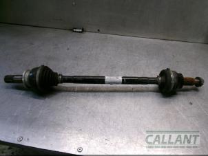 Used Drive shaft, rear left Jaguar XE 2.0 200 Turbo 16V Price € 181,50 Inclusive VAT offered by Garage Callant