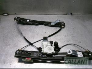 Usagé Mécanique vitre 4portes avant droite Jaguar XE 2.0 200 Turbo 16V Prix € 90,75 Prix TTC proposé par Garage Callant