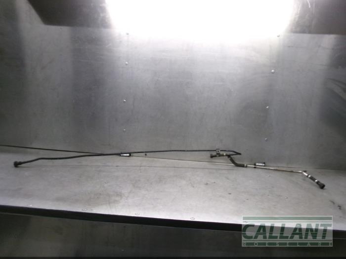Gebrauchte Kraftstoffleitung Landrover Range Rover Velar (LY) 2.0 D240 AWD Preis € 30,25 Mit Mehrwertsteuer angeboten von Garage Callant