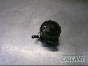 Used Power steering pump Jaguar XF (CC9) 3.0 D V6 24V Price € 151,25 Inclusive VAT offered by Garage Callant
