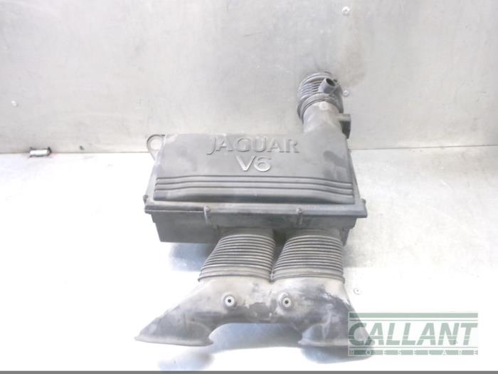 Gebrauchte Luftfiltergehäuse Jaguar X-type 2.5 V6 24V Preis € 42,35 Mit Mehrwertsteuer angeboten von Garage Callant