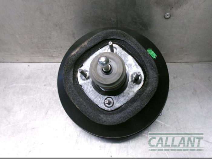 Usados Servofreno Peugeot 2008 (CU) 1.6 Blue HDi 100 Precio € 60,50 IVA incluido ofrecido por Garage Callant