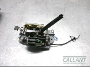 Usagé Timonerie de changement de vitesse Landrover Range Rover III (LM) 2.9 TD6 24V Prix € 151,25 Prix TTC proposé par Garage Callant
