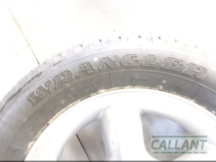 Spare wheel from a Land Rover Range Rover III (LM) 2.9 TD6 24V 2003