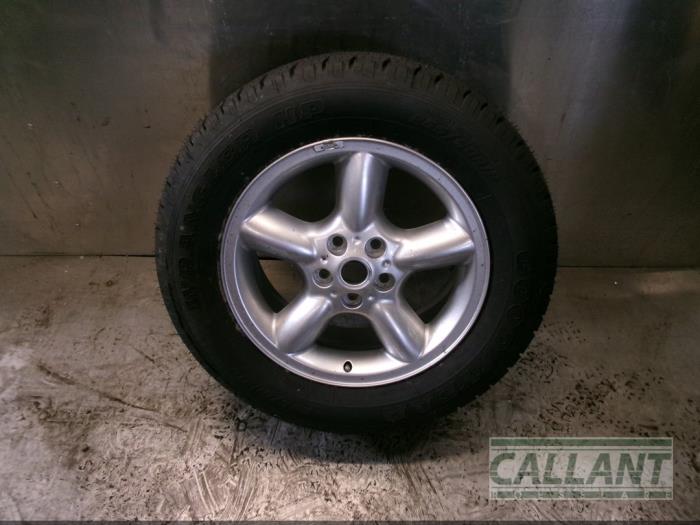 Spare wheel from a Land Rover Range Rover III (LM) 2.9 TD6 24V 2003