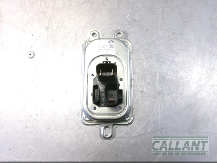 Begagnade Batterikontrollmodul Landrover Range Rover Velar (LY) 2.0 D240 AWD Pris € 54,45 Inklusive moms erbjuds av Garage Callant
