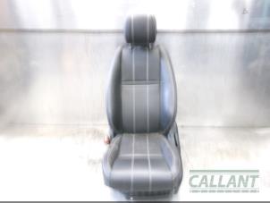 Używane Fotel lewy Landrover Velar Cena na żądanie oferowane przez Garage Callant