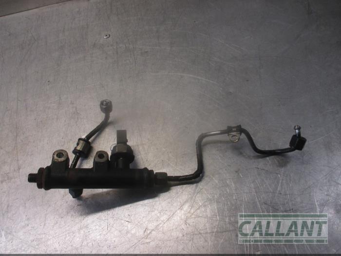 Usagé Système d'injection Jaguar XF (CC9) 2.7 D V6 24V Prix € 60,50 Prix TTC proposé par Garage Callant