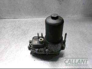Używane Obudowa filtra oleju Jaguar XF (CC9) 2.7 D V6 24V Cena € 121,00 Z VAT oferowane przez Garage Callant
