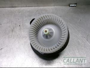 Używane Silnik wentylatora nagrzewnicy Landrover Velar Cena € 121,00 Z VAT oferowane przez Garage Callant