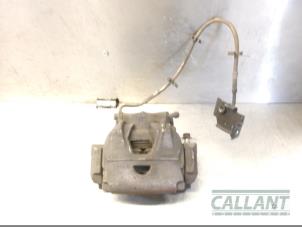 Used Front brake calliper, right Jaguar XF (CC9) 2.2 D 16V Price € 90,75 Inclusive VAT offered by Garage Callant