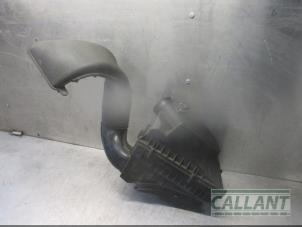 Używane Obudowa filtra powietrza Jaguar XF (CC9) 2.2 D 16V Cena € 121,00 Z VAT oferowane przez Garage Callant