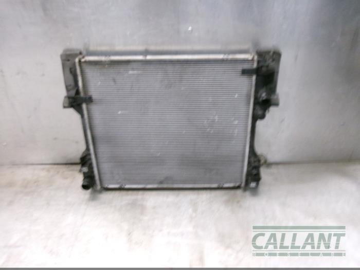 Used Radiator Jaguar XF (CC9) 2.2 D 16V Price € 90,75 Inclusive VAT offered by Garage Callant