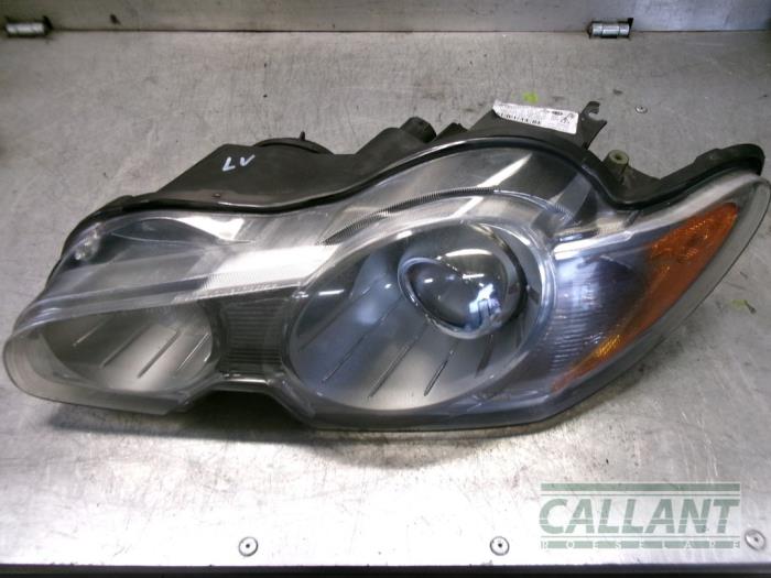 Headlight, left from a Jaguar XF (CC9) 2.7 D V6 24V 2009