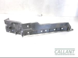 Used Rear bumper bracket, left Landrover Range Rover Sport (LW) 3.0 TDV6 Price € 24,20 Inclusive VAT offered by Garage Callant