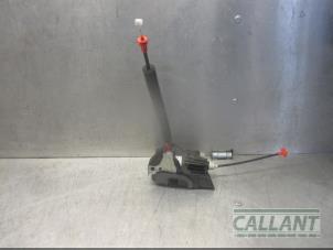 Used Rear door mechanism 4-door, right Landrover Discovery Sport L550 Price € 78,65 Inclusive VAT offered by Garage Callant