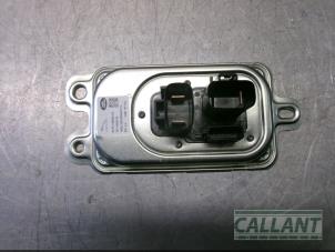 Używane Moduł sterujący akumulatora Landrover Discovery Sport L550 Cena € 90,75 Z VAT oferowane przez Garage Callant