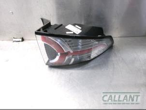 Używane Tylne swiatlo pozycyjne lewe Landrover Discovery Sport L550 Cena € 199,65 Z VAT oferowane przez Garage Callant