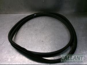 Used Front door seal 4-door, right Landrover Discovery Sport L550 Price € 30,25 Inclusive VAT offered by Garage Callant