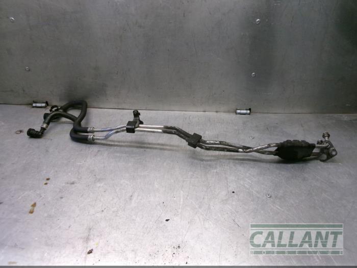 Usagé Conduit (divers) Landrover Range Rover IV (LG) 4.4 SDV8 32V Prix € 102,85 Prix TTC proposé par Garage Callant
