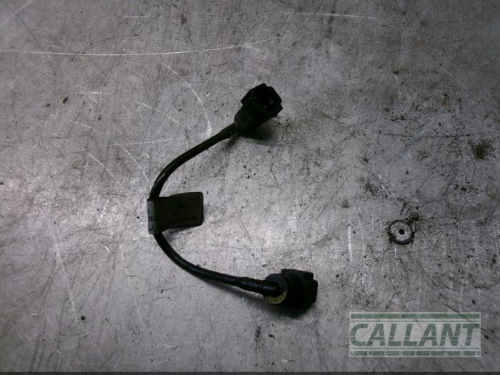 Begagnade Bränsleledning Landrover Range Rover IV (LG) 4.4 SDV8 32V Pris € 24,20 Inklusive moms erbjuds av Garage Callant
