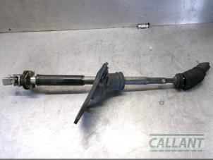 Usados Eje de columna de dirección Landrover Range Rover IV (LG) 4.4 SDV8 32V Precio € 102,85 IVA incluido ofrecido por Garage Callant