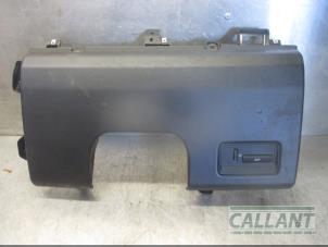 Used Dashboard part Landrover Range Rover IV (LG) 4.4 SDV8 32V Price € 121,00 Inclusive VAT offered by Garage Callant