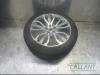 Wheel + tyre from a Landrover Range Rover Sport (LW), 2013 3.0 TDV6, Jeep/SUV, Diesel, 2.993cc, 190kW (258pk), 4x4, 306DT; TDV6, 2013-04, LWS5CC 2016