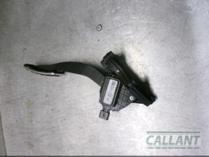 Used Accelerator pedal Landrover Range Rover Sport (LW) 3.0 TDV6 Price € 114,95 Inclusive VAT offered by Garage Callant