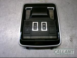 Gebrauchte Innenbeleuchtung vorne Landrover Range Rover Sport (LW) 3.0 TDV6 Preis € 121,00 Mit Mehrwertsteuer angeboten von Garage Callant
