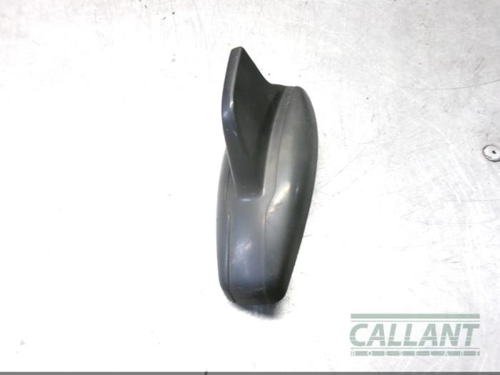 Używane Antena Landrover Range Rover Sport (LW) 3.0 TDV6 Cena € 66,55 Z VAT oferowane przez Garage Callant