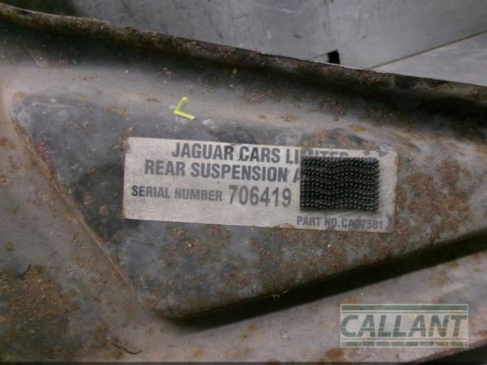 Soporte (varios) de un Jaguar XJR 4.0 32V Supercharged 1998