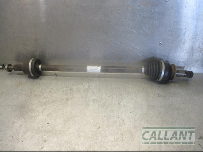 Drive shaft, rear right from a Jaguar F-Pace 2.0 D 180 16V AWD 2018