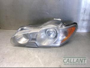 Używane Reflektor lewy Jaguar XF (CC9) 3.0 D V6 24V Cena € 151,25 Z VAT oferowane przez Garage Callant
