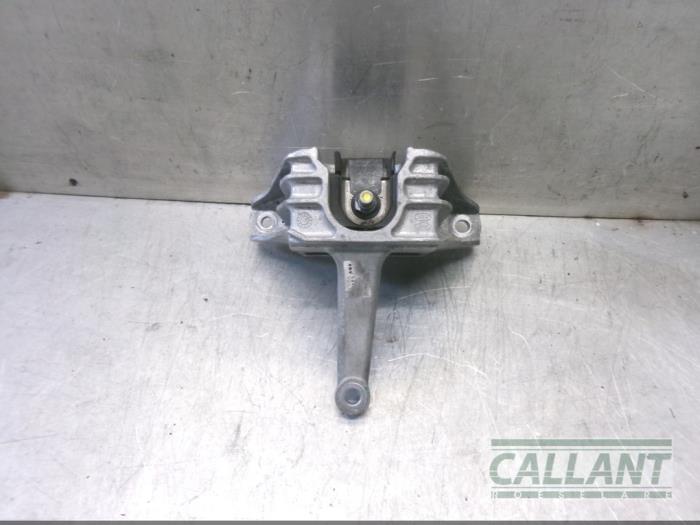 Used Engine mount Kia Proceed (CD) 1.5 T-GDI 16V Price € 66,55 Inclusive VAT offered by Garage Callant