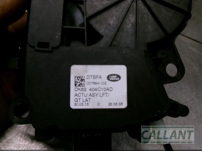 Motor for power tailgate closer from a Land Rover Range Rover Sport (LW) 3.0 TDV6 2016