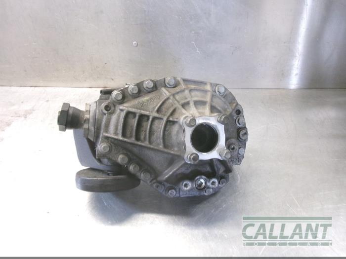 Begagnade Främre differential Landrover Range Rover IV (LG) 4.4 SDV8 32V Pris € 1.028,50 Inklusive moms erbjuds av Garage Callant